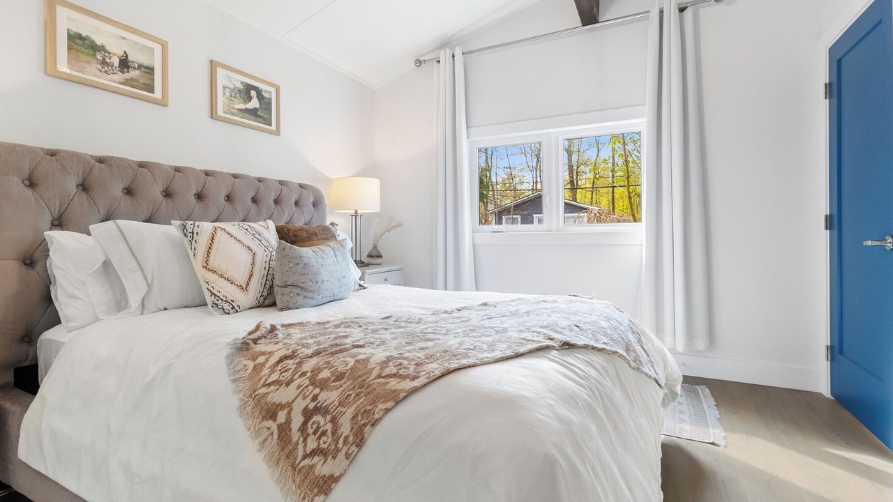 Photo of Bedroom in L'Ile-Perrot