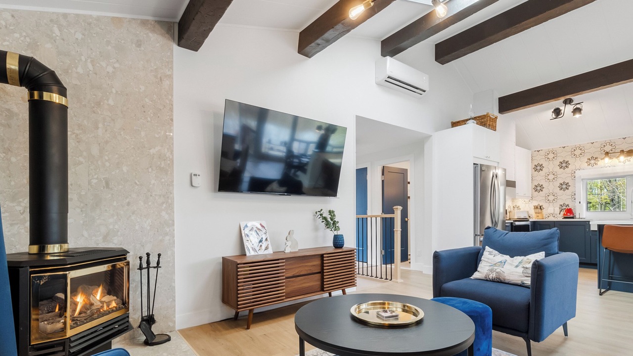 Photo of Livingroom in L'Ile-Perrot