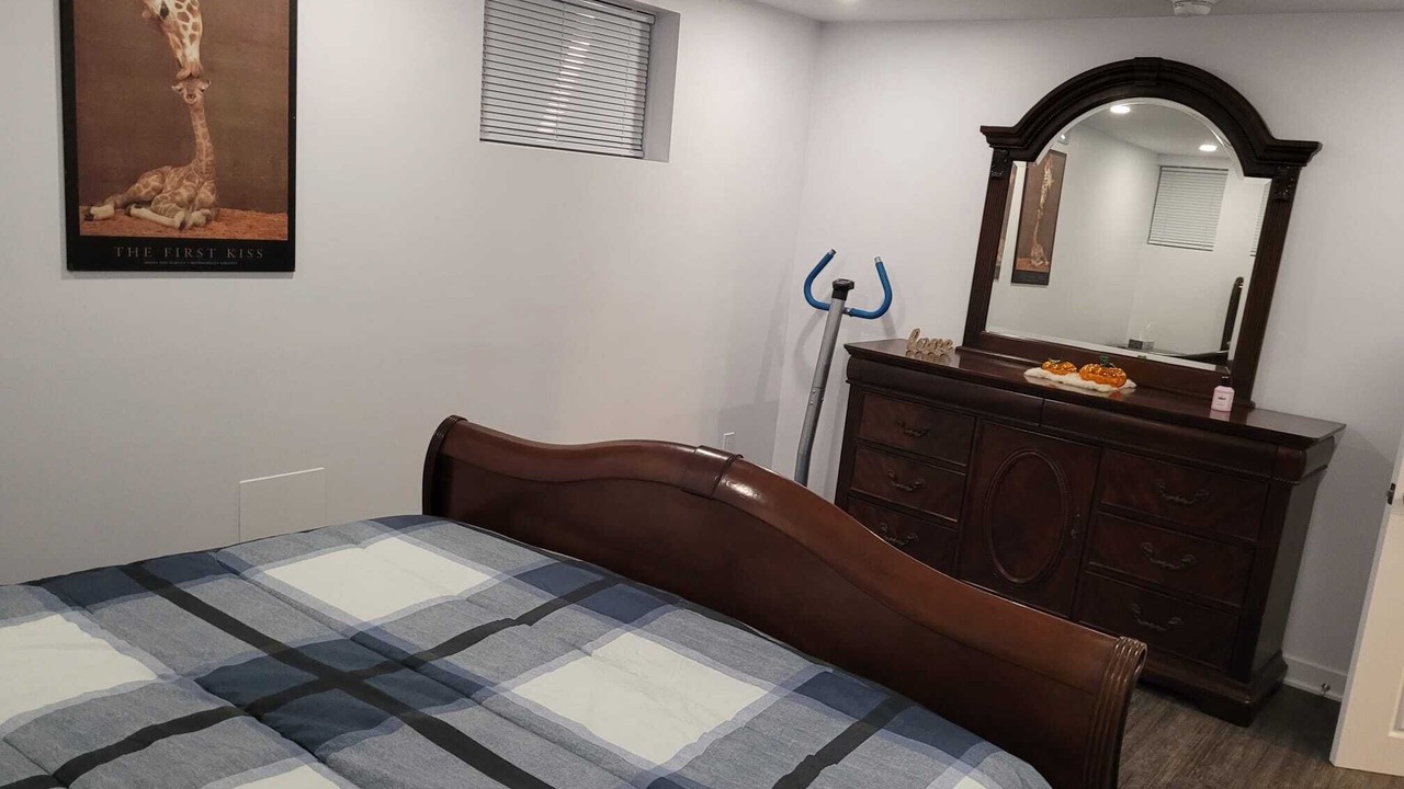 Photo of Bedroom in Longueuil
