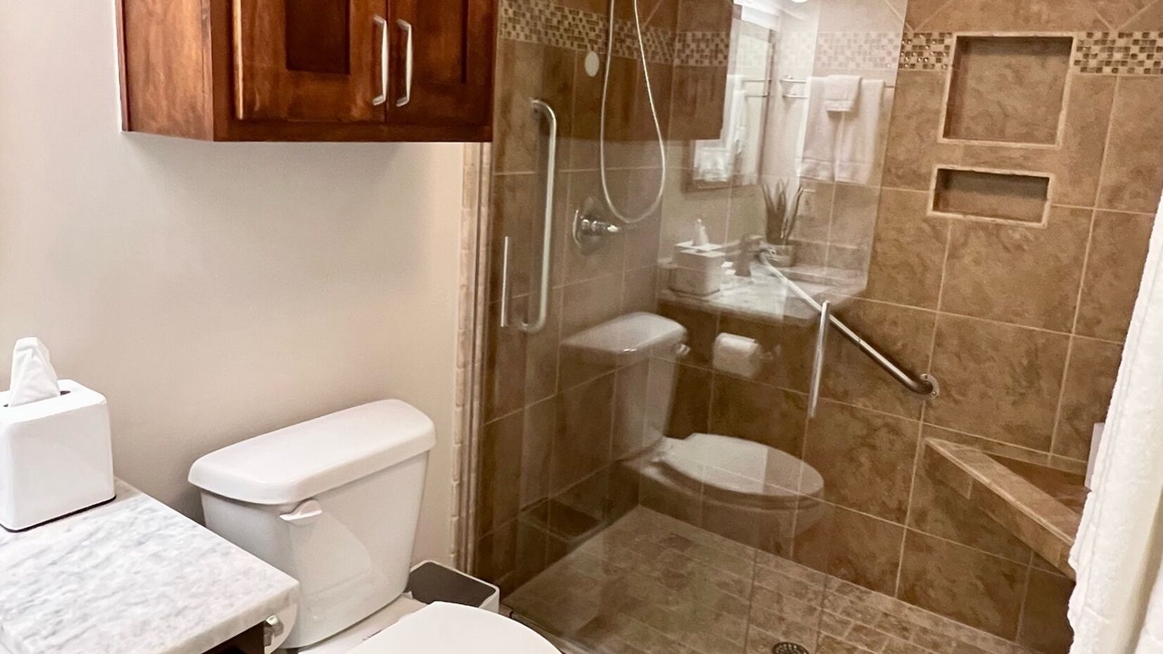 Photo of Bathroom in Jenks