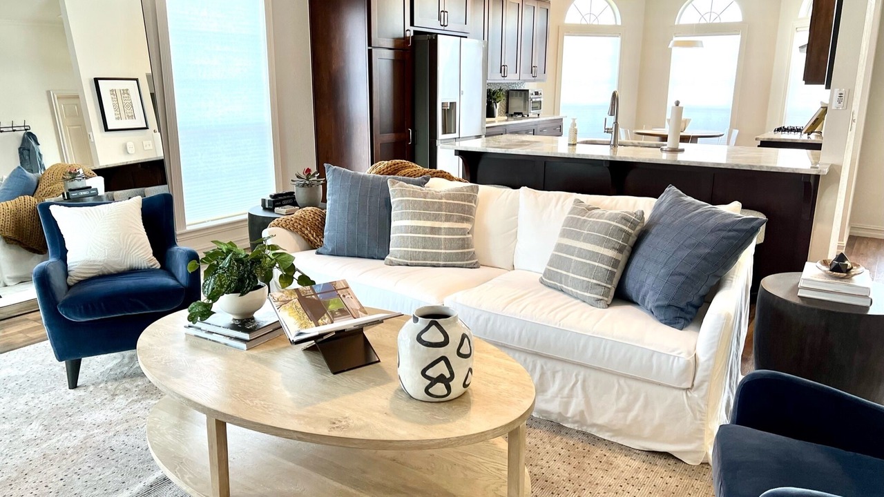 Photo of Livingroom in Jenks