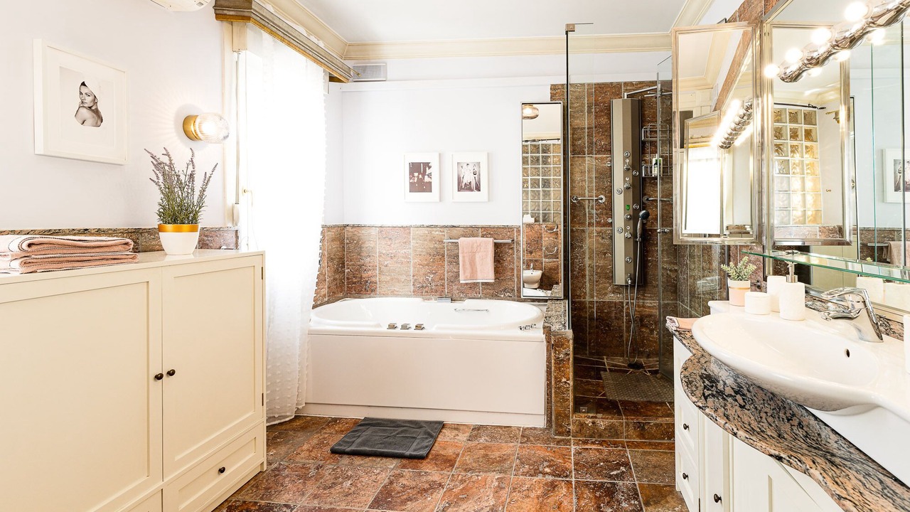Photo of Bathroom in Castellana