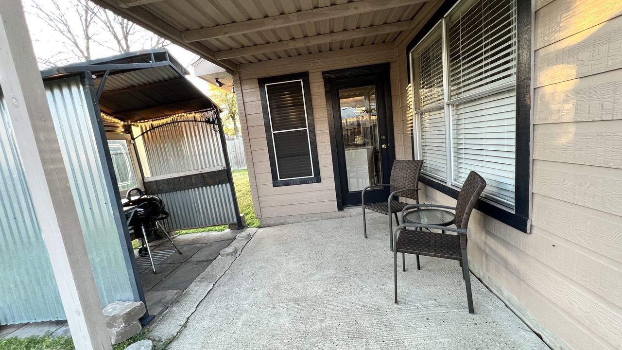 Photo of Patio Balcony in Atascocita