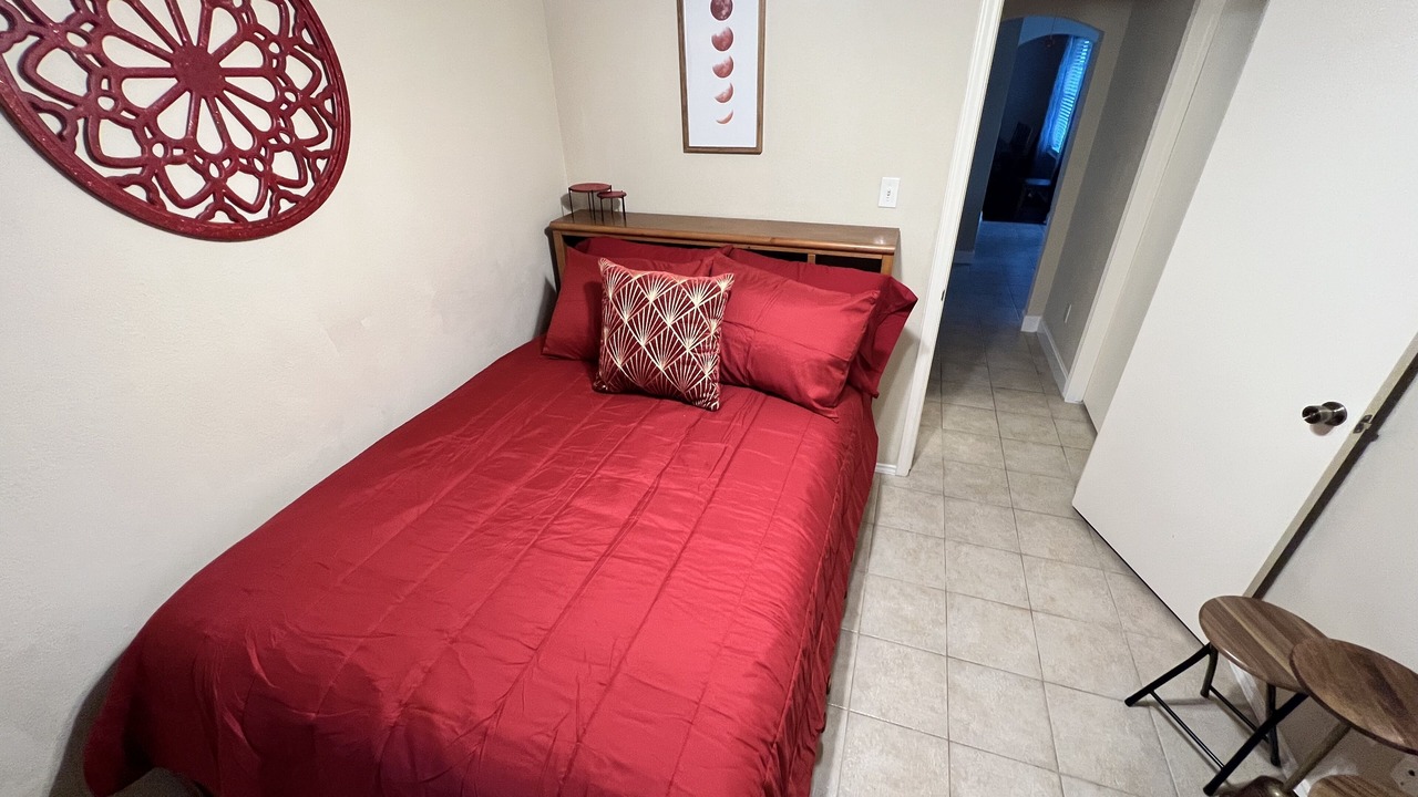Photo of Bedroom in Atascocita