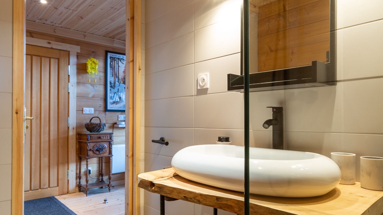 Photo of Bathroom in Lalaye
