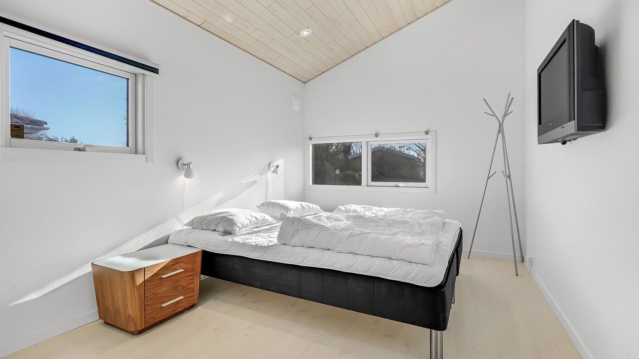 Photo of Others in Sklskr