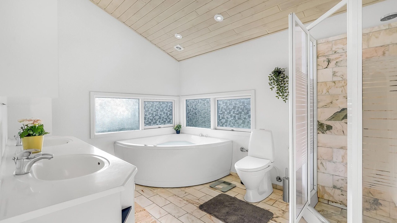 Photo of Bathroom in Sklskr