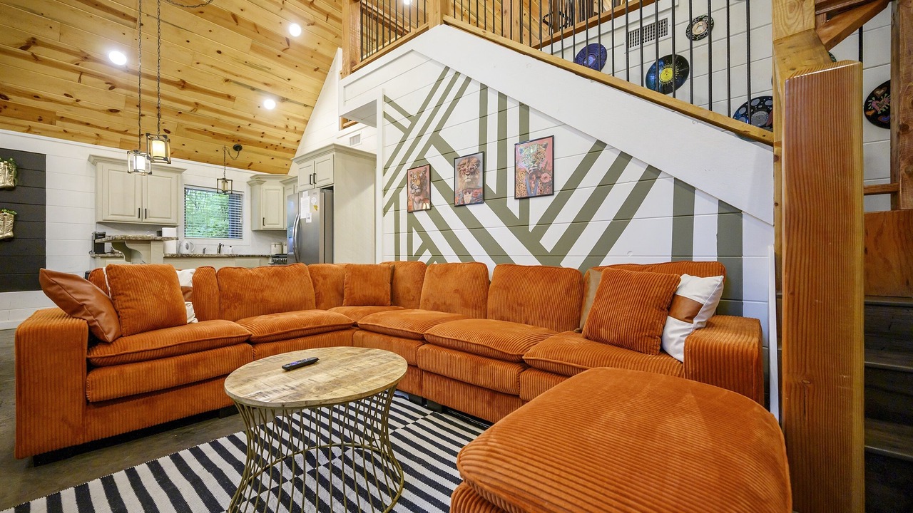 Photo of Livingroom in Hochatown