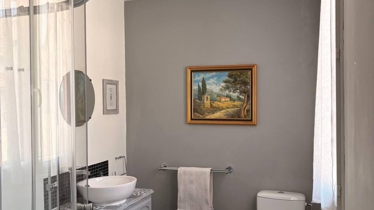 Photo of Bathroom in Exideuil