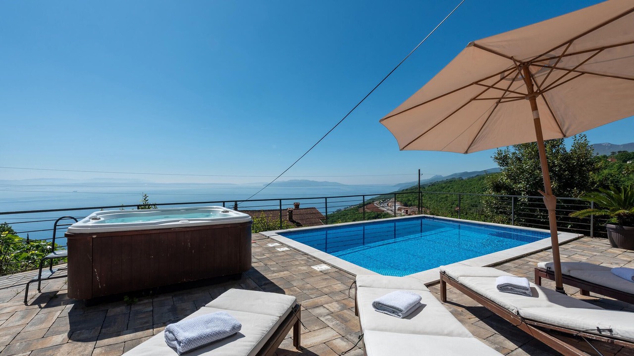 Photo of Outdoor in Bregi