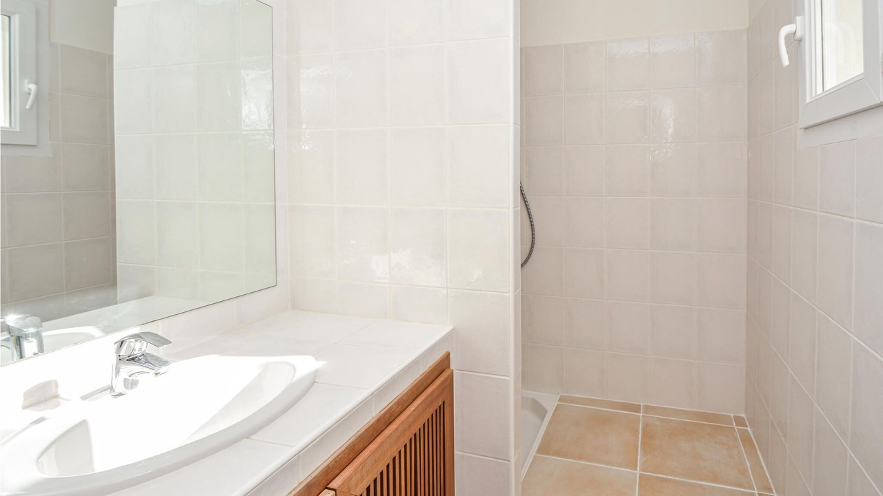 Photo of Bathroom in Aigues-Mortes