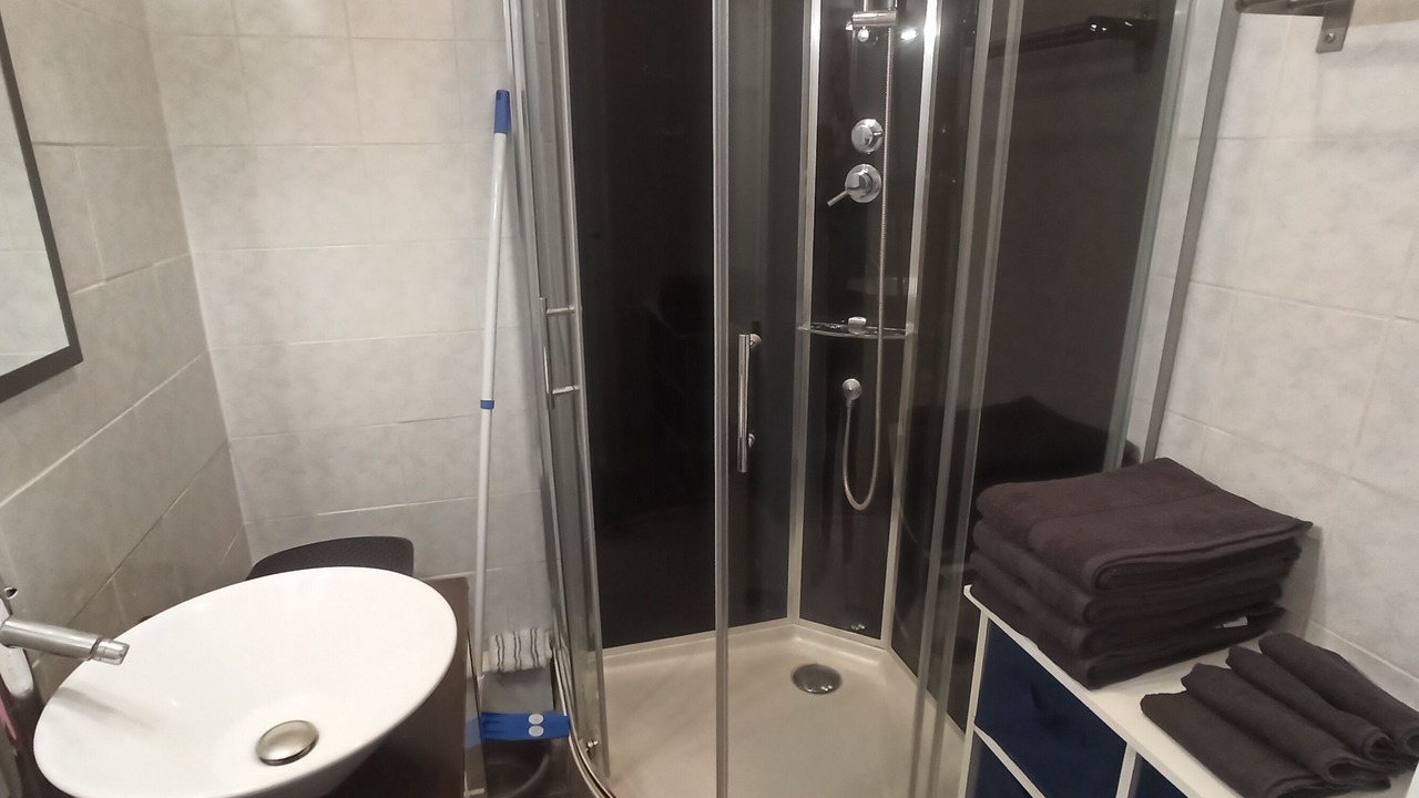 Photo of Bathroom in Ambilly