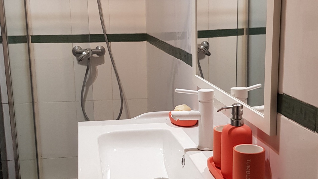 Photo of Bathroom in Quartier Administrations