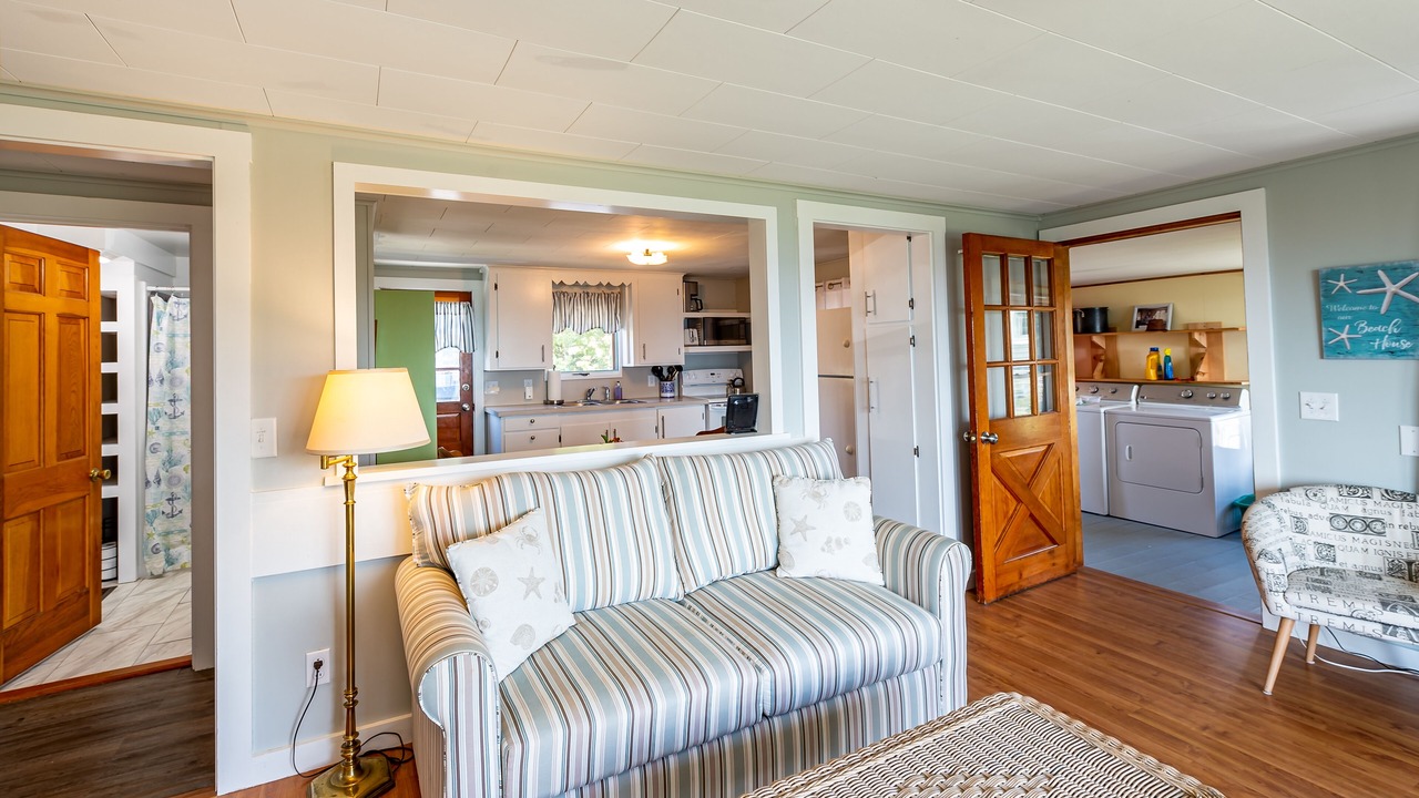 Photo of Others in Mid-Coast and Islands