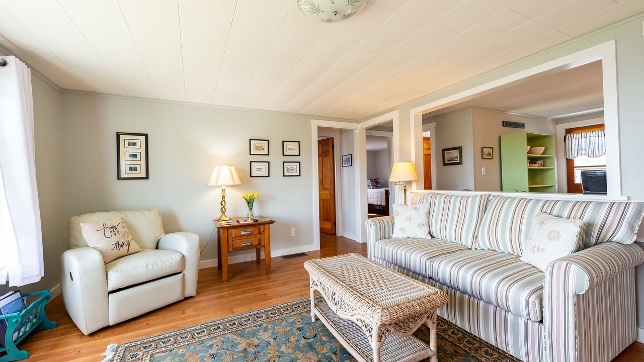 Photo of Others in Mid-Coast and Islands