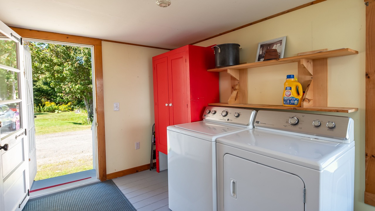 Photo of Others in Mid-Coast and Islands