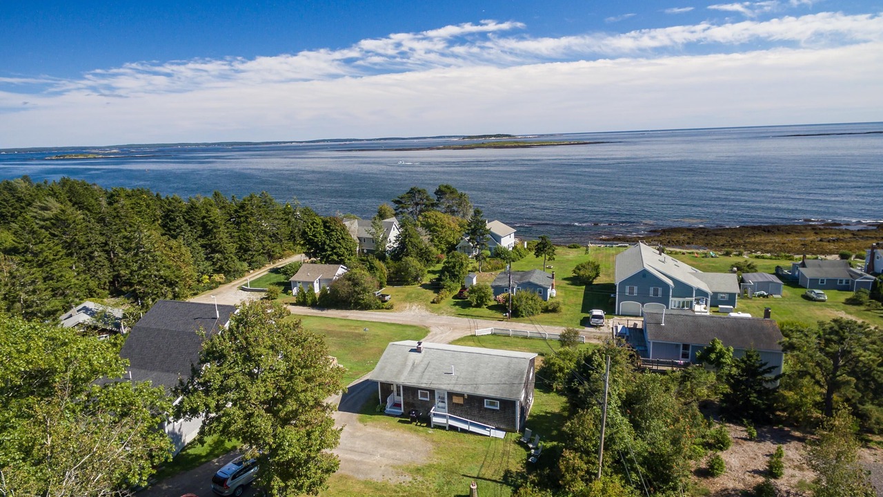 Photo of Others in Mid-Coast and Islands