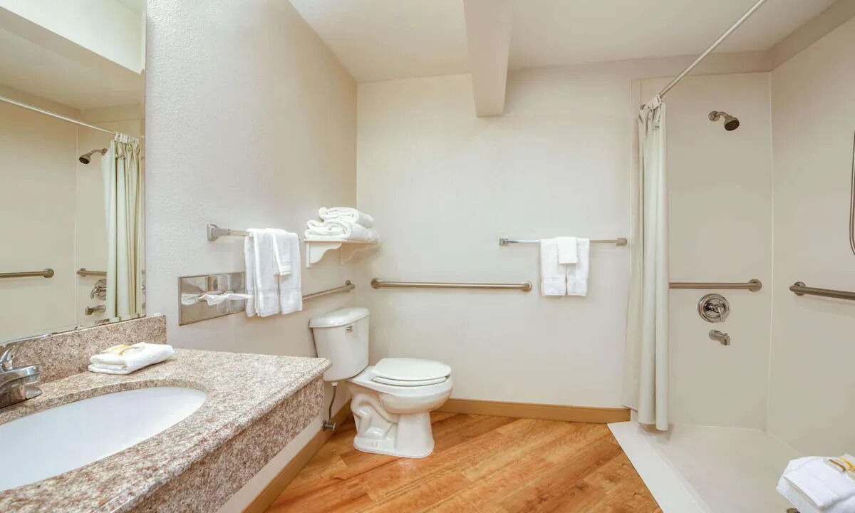 Photo of Bathroom in Independence