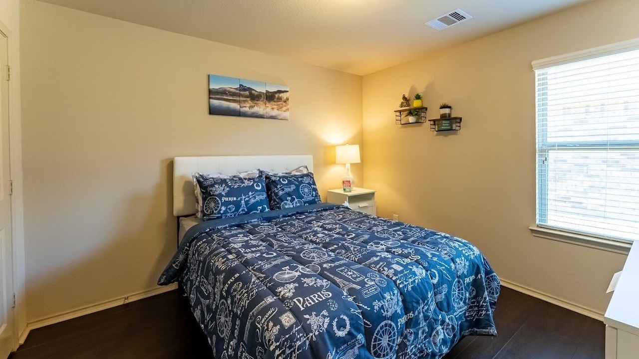 Photo of Bedroom in Spring