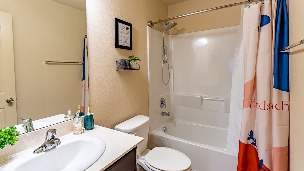 Photo of Bathroom in Spring