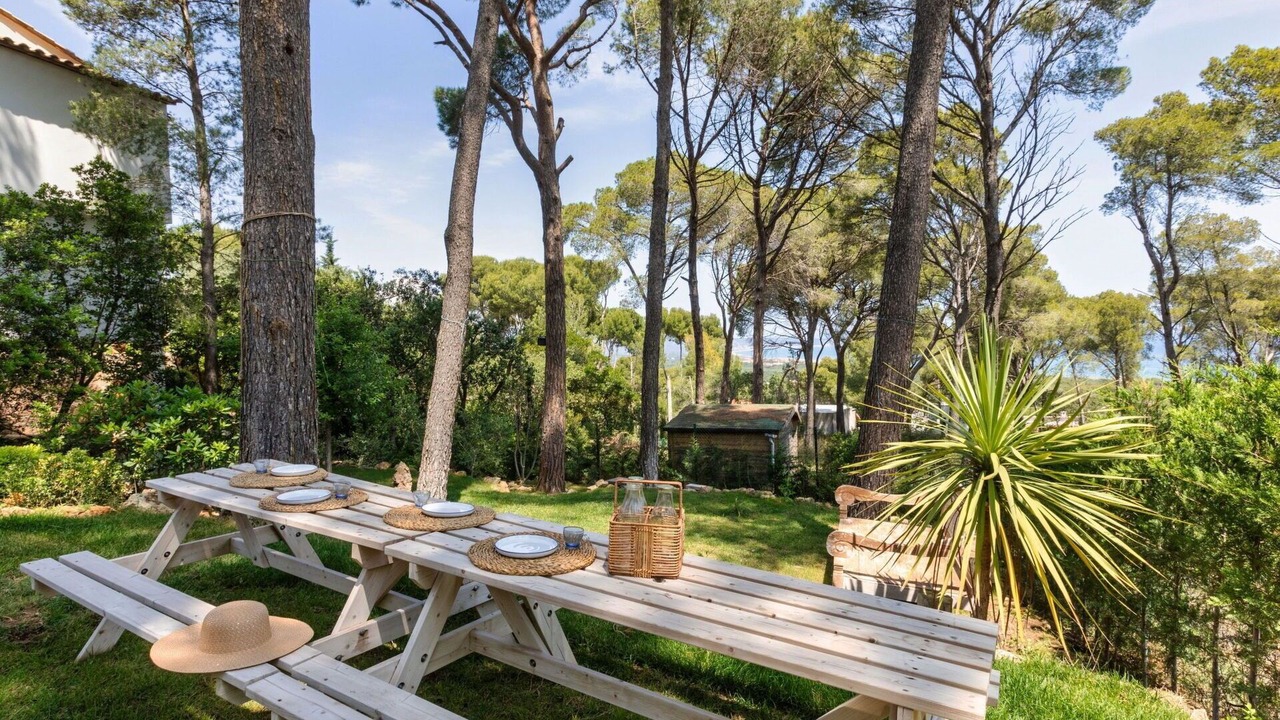 Photo of Outdoor in Pals