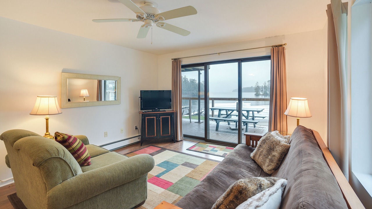 Photo of Livingroom in Bolton Landing