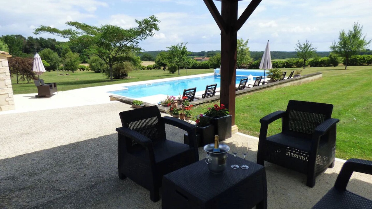 Photo of Patio Balcony in Rampieux