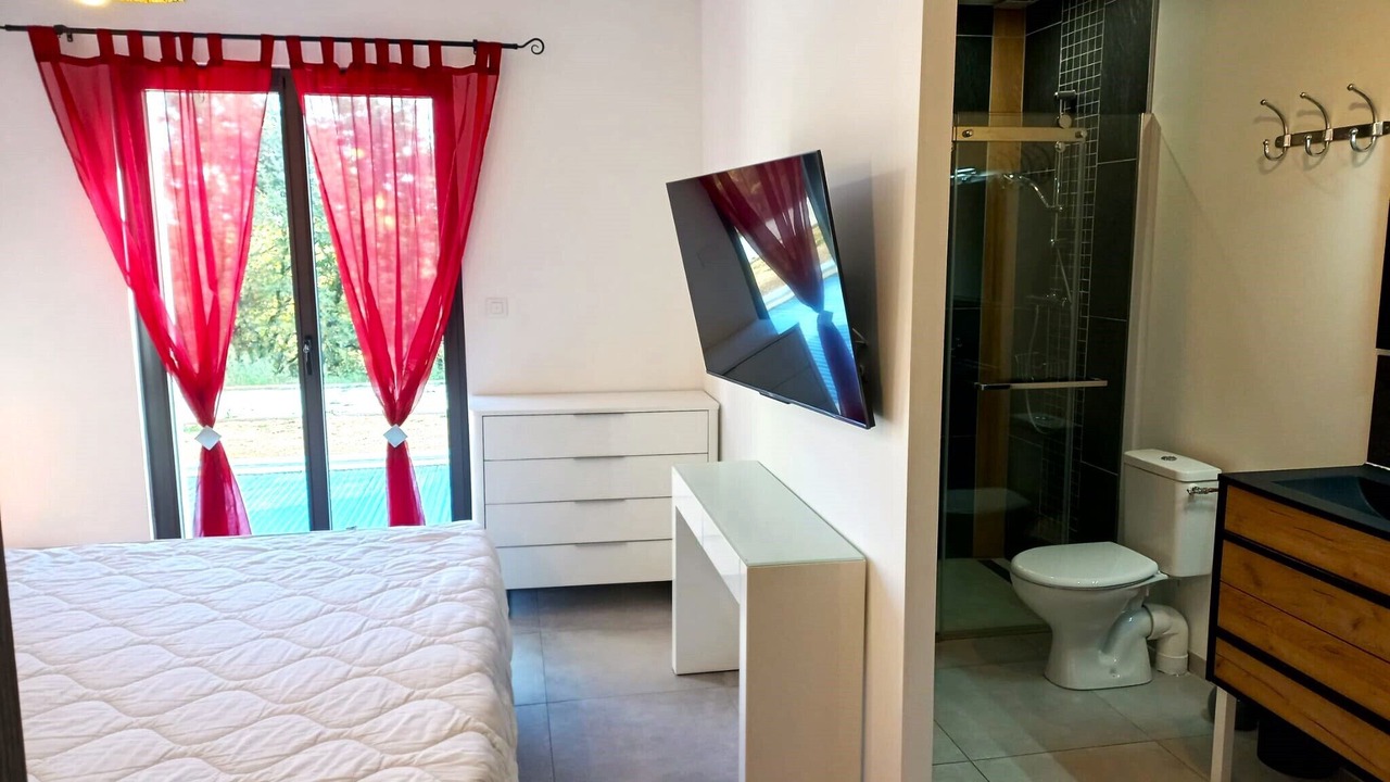 Photo of Bedroom in Carsan