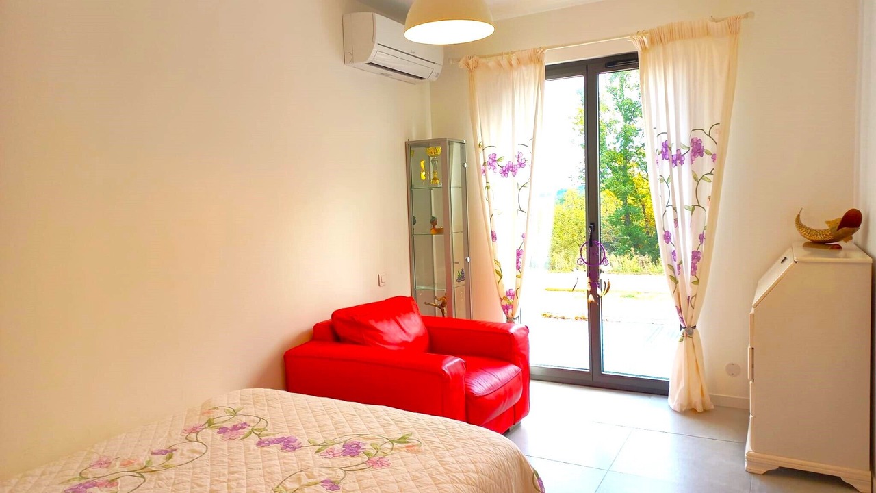Photo of Bedroom in Carsan