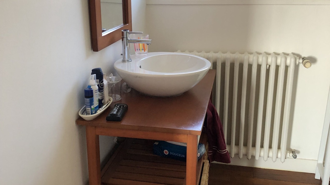 Photo of Bathroom in Rumilly