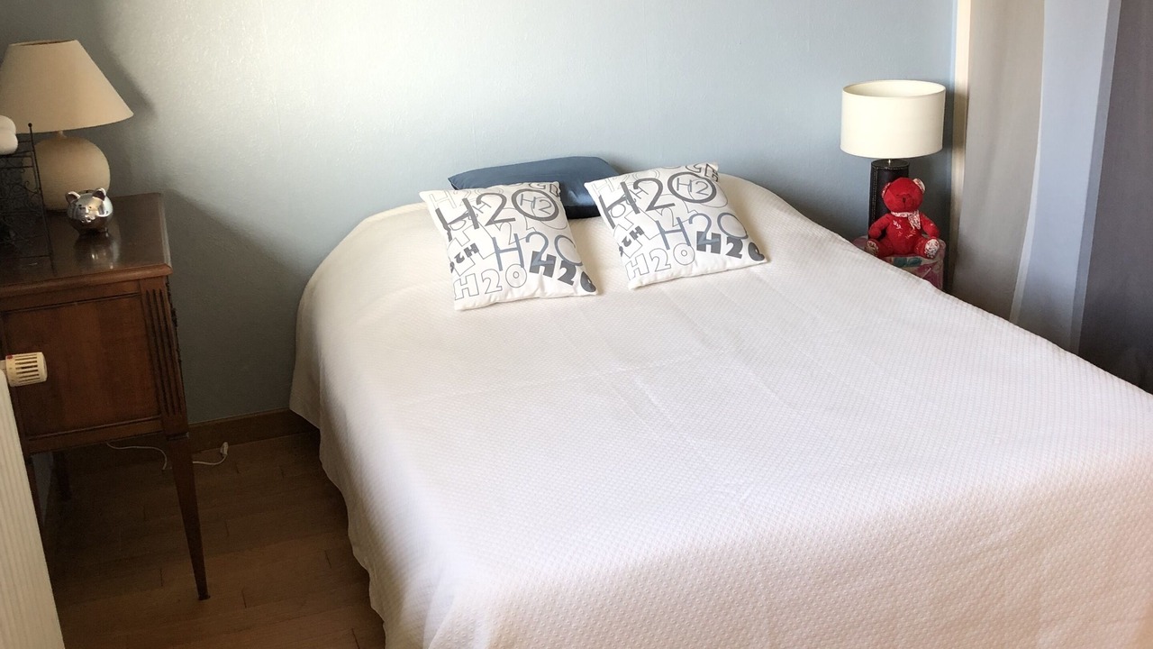 Photo of Bedroom in Rumilly