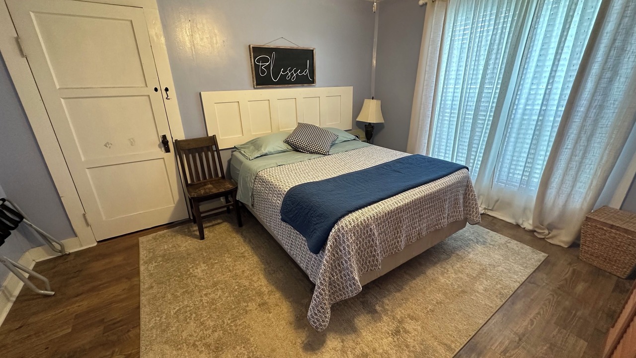 Photo of Bedroom in Mittie