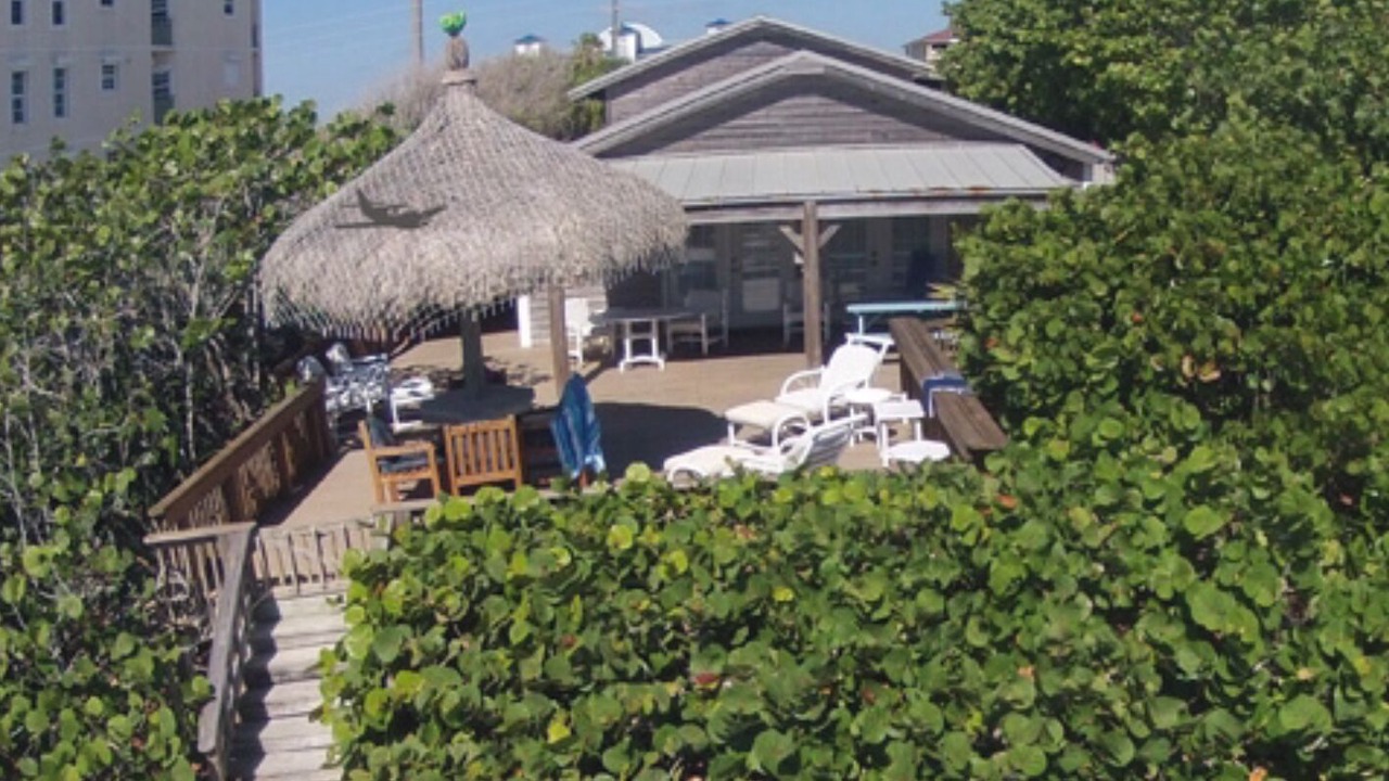 Photo of Patio Balcony in Crescent Beach