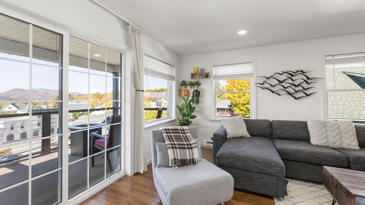Photo of Livingroom in Lake Placid