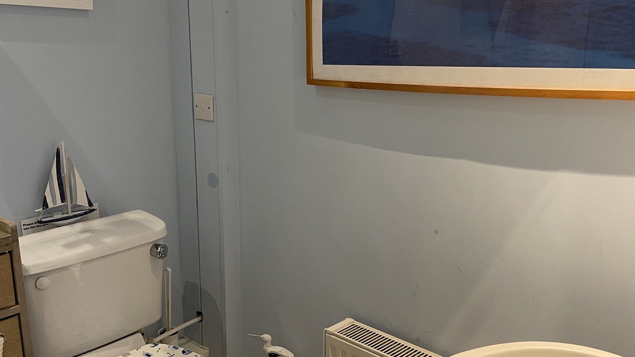 Photo of Bathroom in Newark