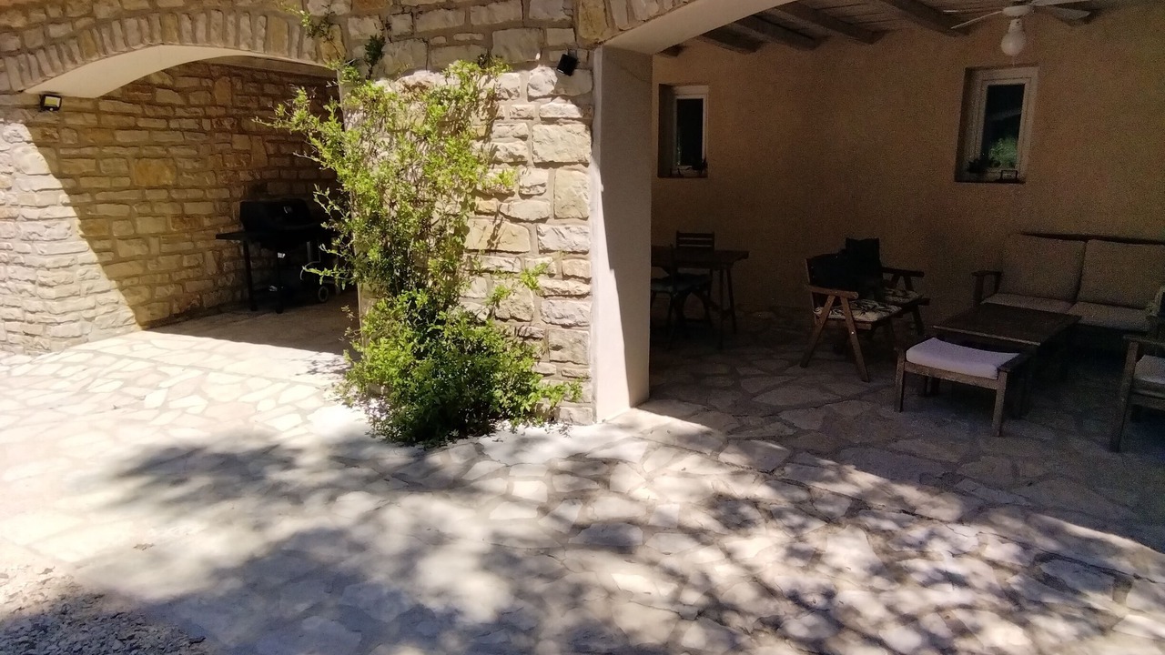 Photo of Outdoor in La Capelle-et-Masmolene