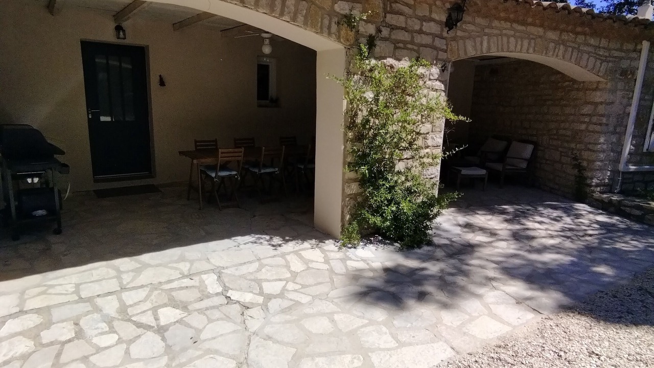 Photo of Outdoor in La Capelle-et-Masmolene