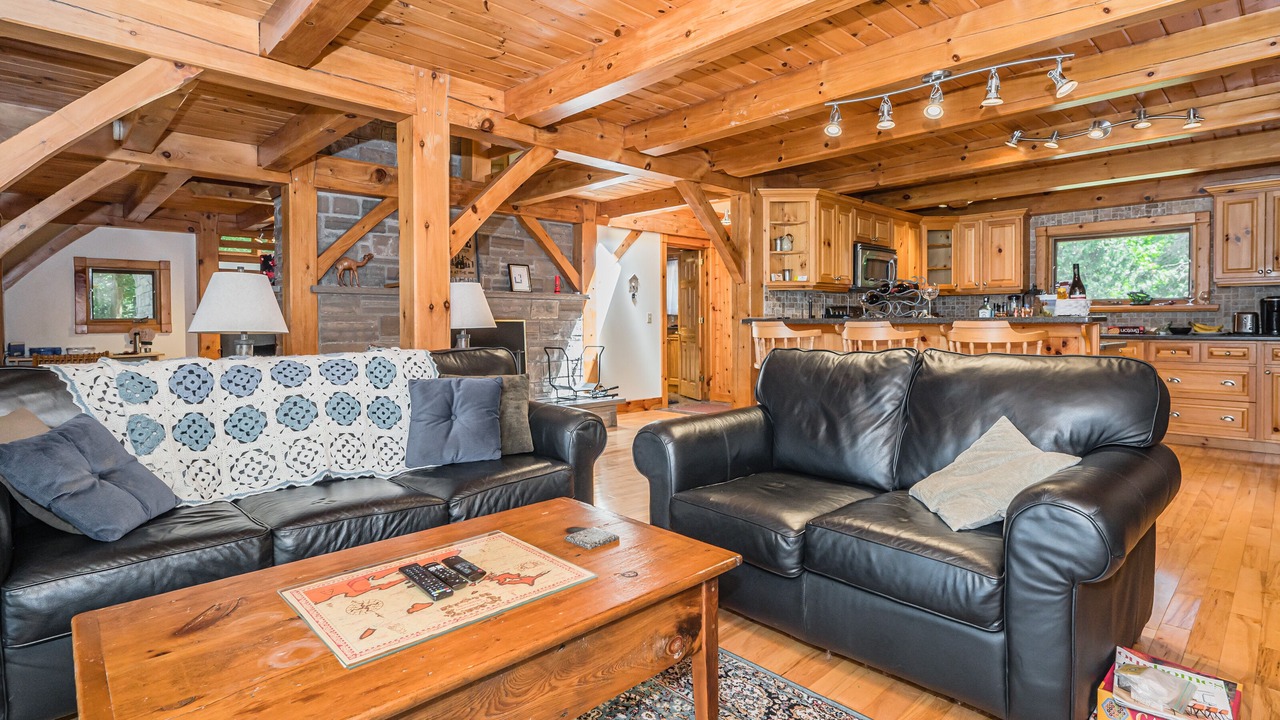 Photo of Livingroom in Tobermory