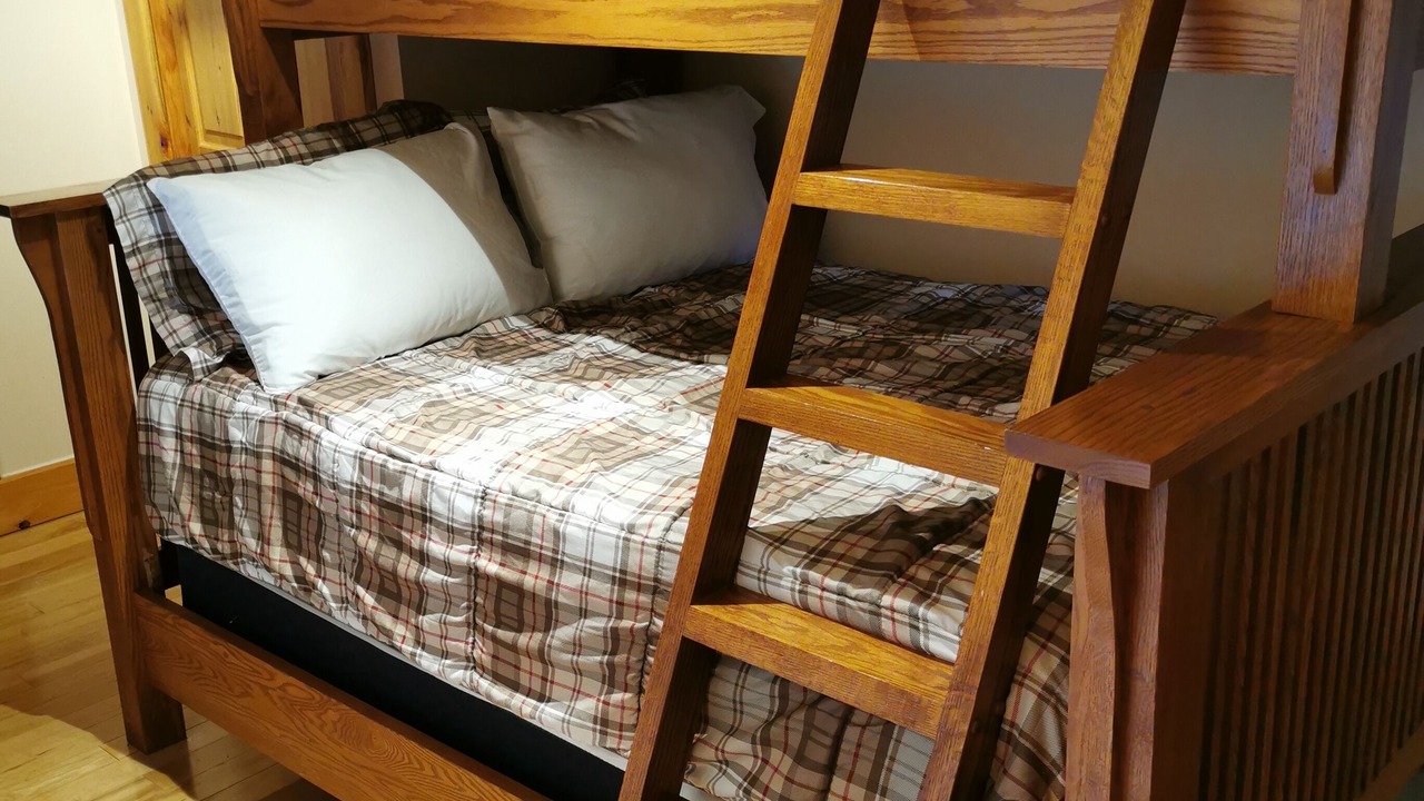 Photo of Bedroom in Tobermory