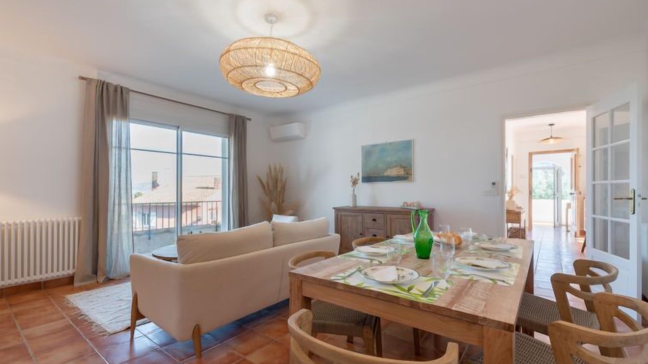 Photo of Bedroom in Saint-Tropez