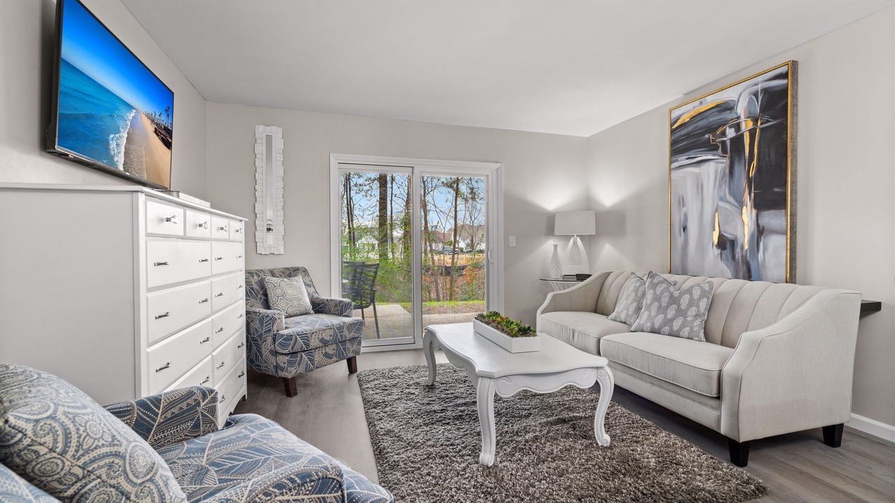 Photo of Livingroom in North Charleston