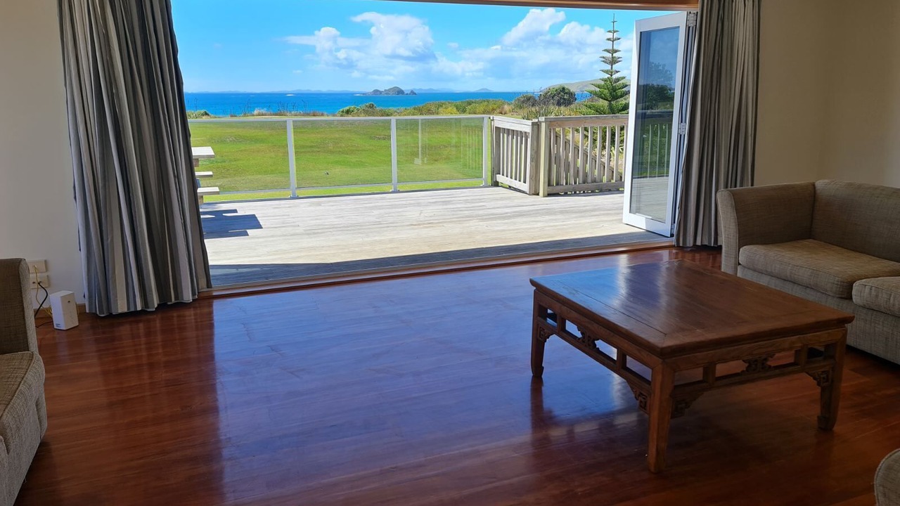 Photo of Livingroom in Houhora