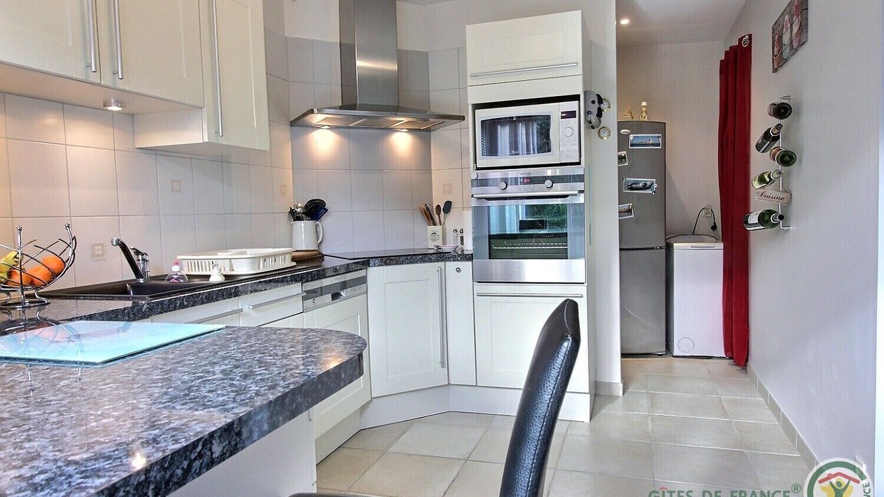Photo of Kitchen in Pleudihen-sur-Rance