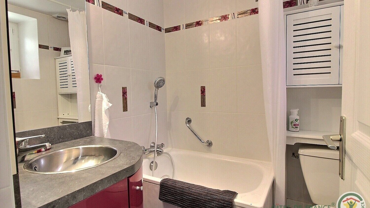 Photo of Bathroom in Pleudihen-sur-Rance