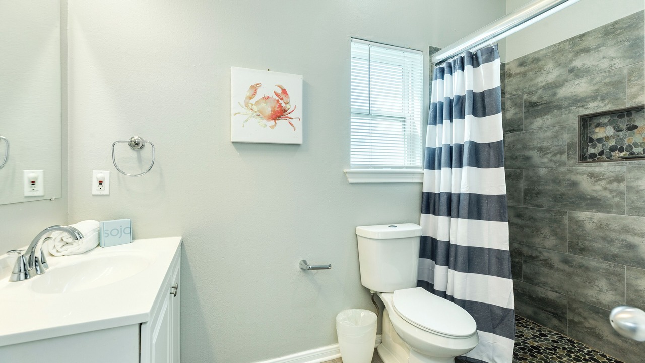 Photo of Bathroom in Miramar