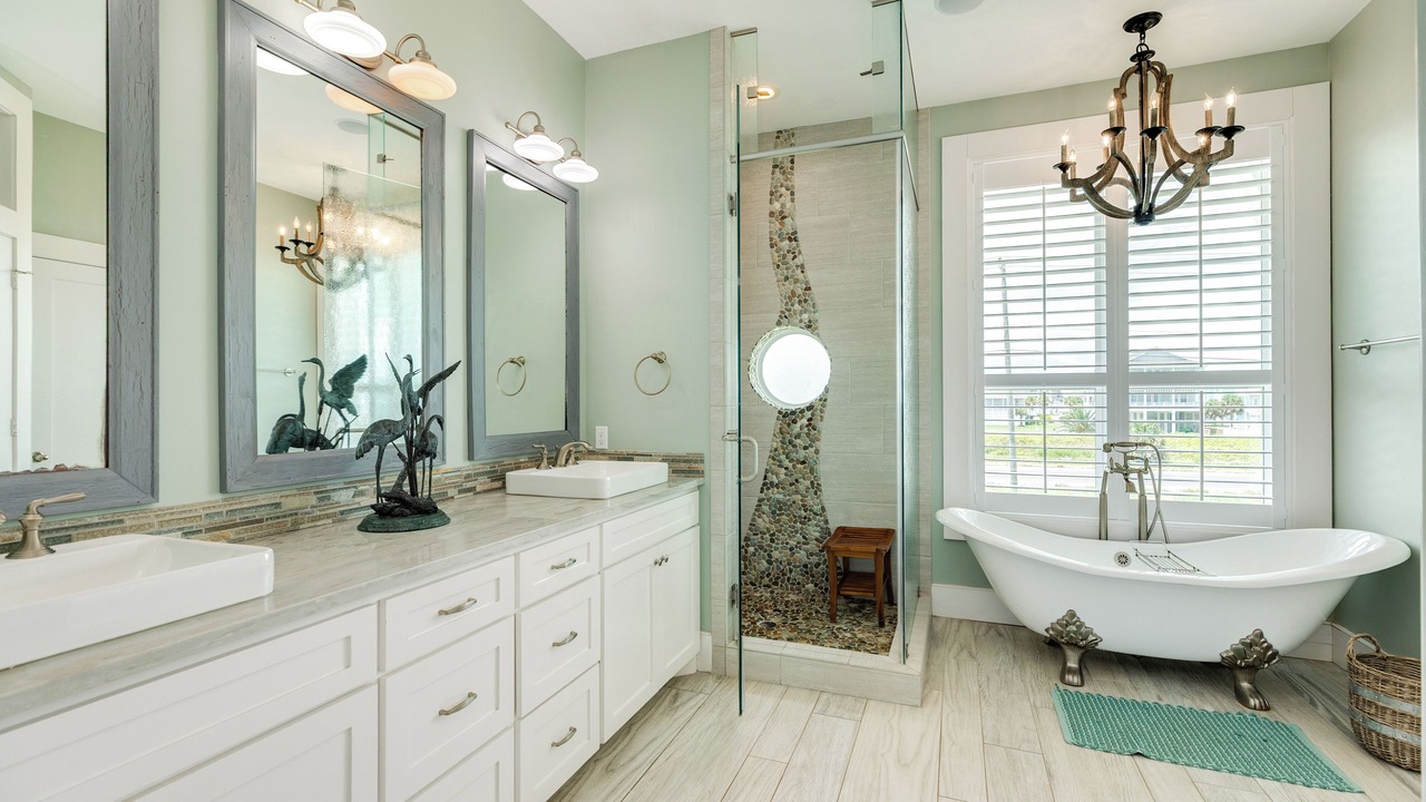 Photo of Bathroom in Sandhill Shores