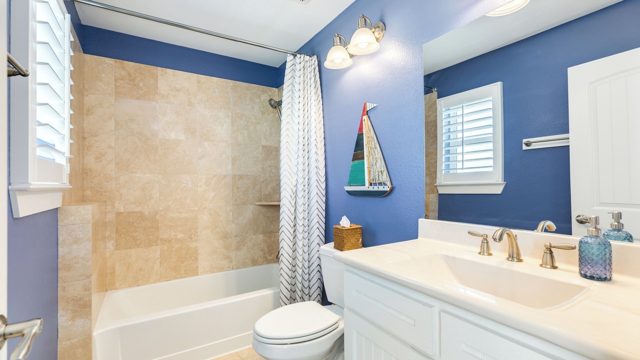 Photo of Bathroom in Beachside Village