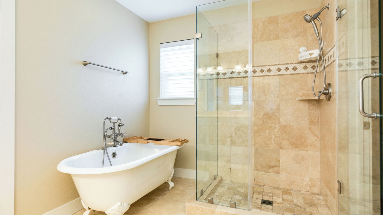 Photo of Bathroom in Beachside Village