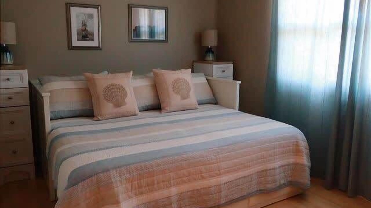Photo of Bedroom in Baywood-Los Osos