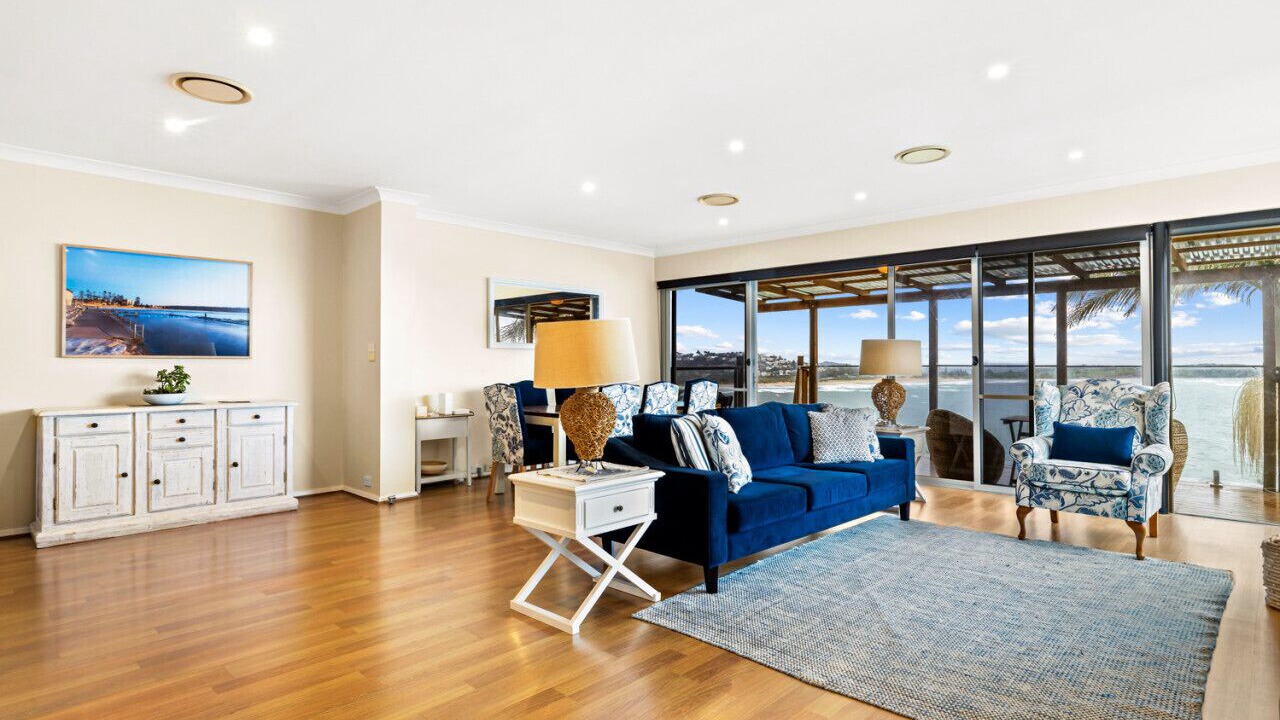Photo of Livingroom in Dee Why